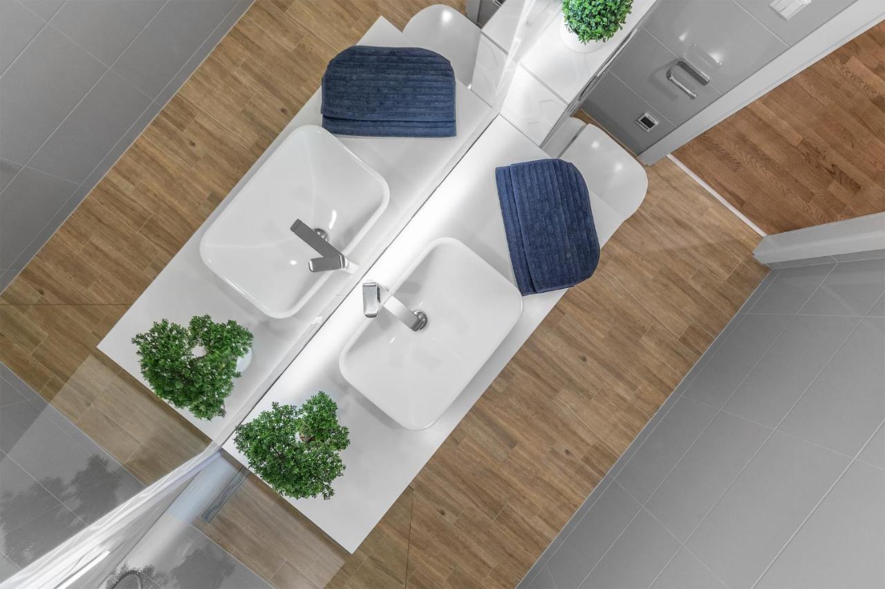 Brand New Apartment In VNO Eksteriør billede