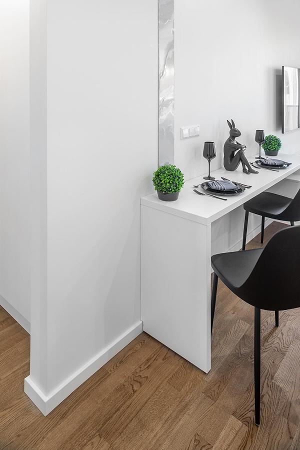 Brand New Apartment In VNO Eksteriør billede